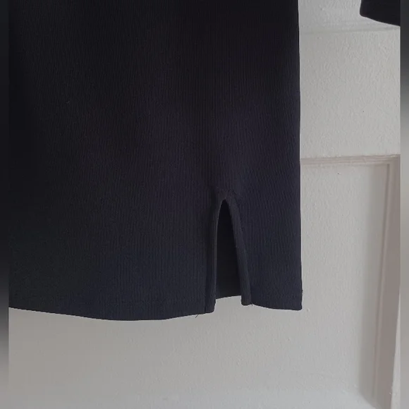 Mini dress - Picture 2 of 4